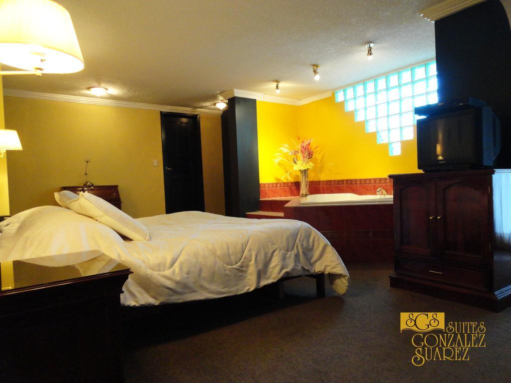 Hotel Suites Gonzalez Suarez Quito Exterior foto